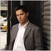 Six Degrees : photo Jay Hernandez