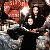 La Famille Addams : photo Anjelica Huston, Christina Ricci, Jimmy Workman