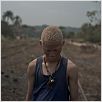 Rebelle : photo Serge Kanyinda
