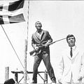 Zorba le Grec : Photo Alan Bates, Anthony Quinn, Michael Cacoyannis