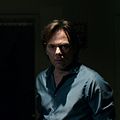 Dans le noir : Photo Billy Burke