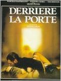 Derrière la porte