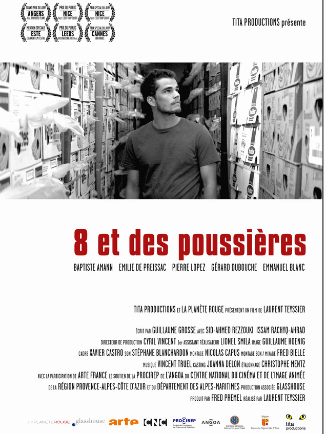 8 et des poussières
