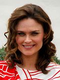 Emily Deschanel