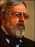 Raymond Burr