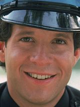 Steve Guttenberg