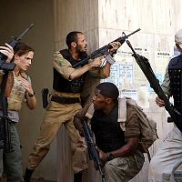 Le Royaume : photo Ali Suliman, Chris Cooper, Jamie Foxx, Jennifer Garner, Peter Berg