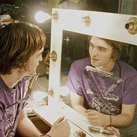 How to Be : photo Oliver Irving, Robert Pattinson