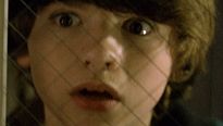 <strong>Super 8</strong> Teaser (2) VF