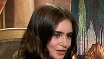 <strong>Lily Collins, Armie Hammer, Julia Roberts</strong> Interview : Blanche Neige