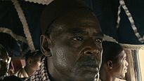<strong>La Pirogue</strong> Bande-annonce VO