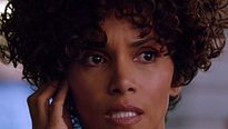 <strong>The Call</strong> Bande-annonce VO