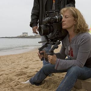 Film Cherche Fiancé Tous Frais Payés : Cherche Fiancé Tous Frais Payés (2007), un film de Aline ... / Alexandra, trente ans, s'apprête à passer les vacances d'été en famille.