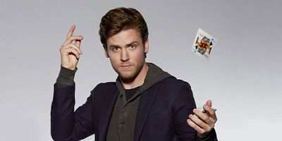 De Kingsman à Cameron Black : qui est Jack Cutmore-Scott, l'illusionniste de la nouvelle série de TF1 ?