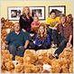 Bonne Chance Charlie : photo Bradley Steven Perry, Bridgit Mendler, Eric Allan Kramer, Jason Dolley, Leigh-Allyn Baker