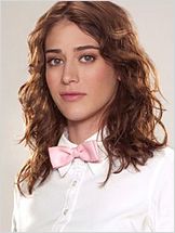 Lizzy Caplan