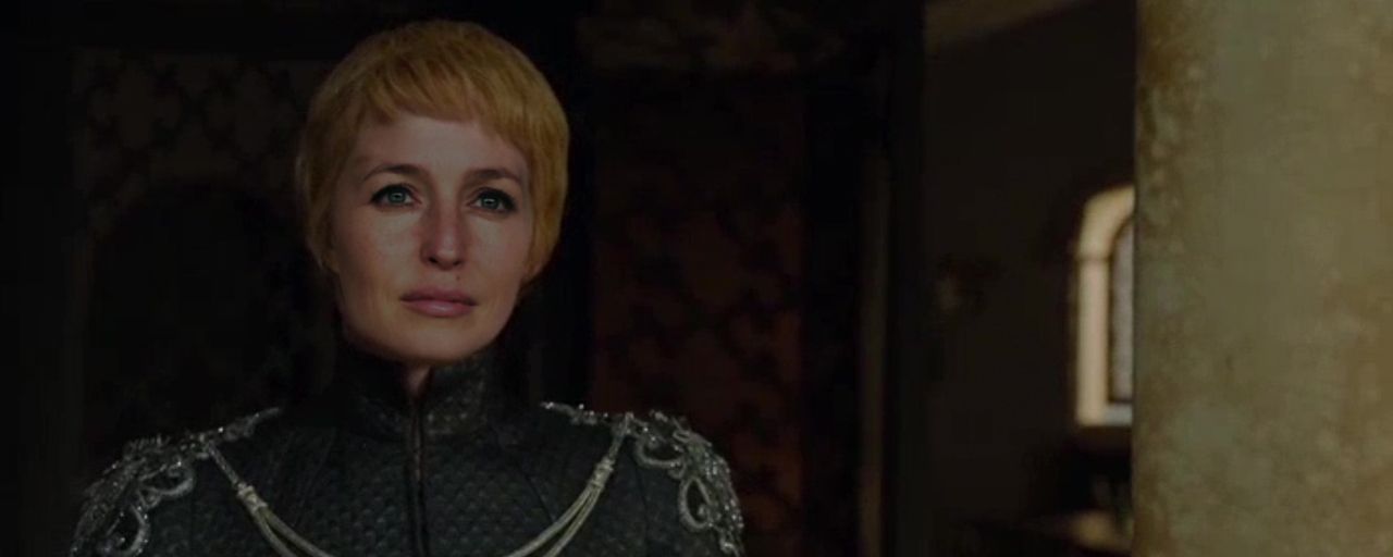 Scully dans Game of Thrones ? Pamela Anderson dans X-Files ? C'est à voir dans Plans B !