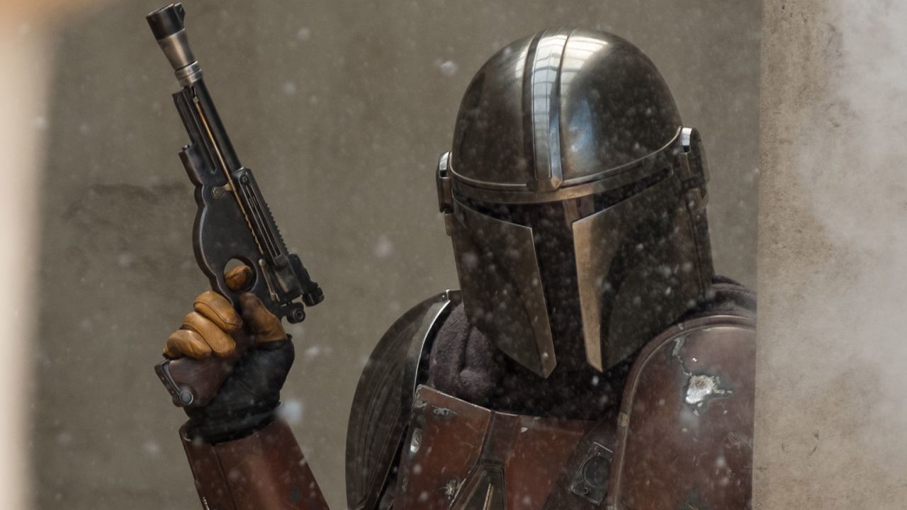 Star Wars Mandalorian : les acteurs de la série avec et sans costume