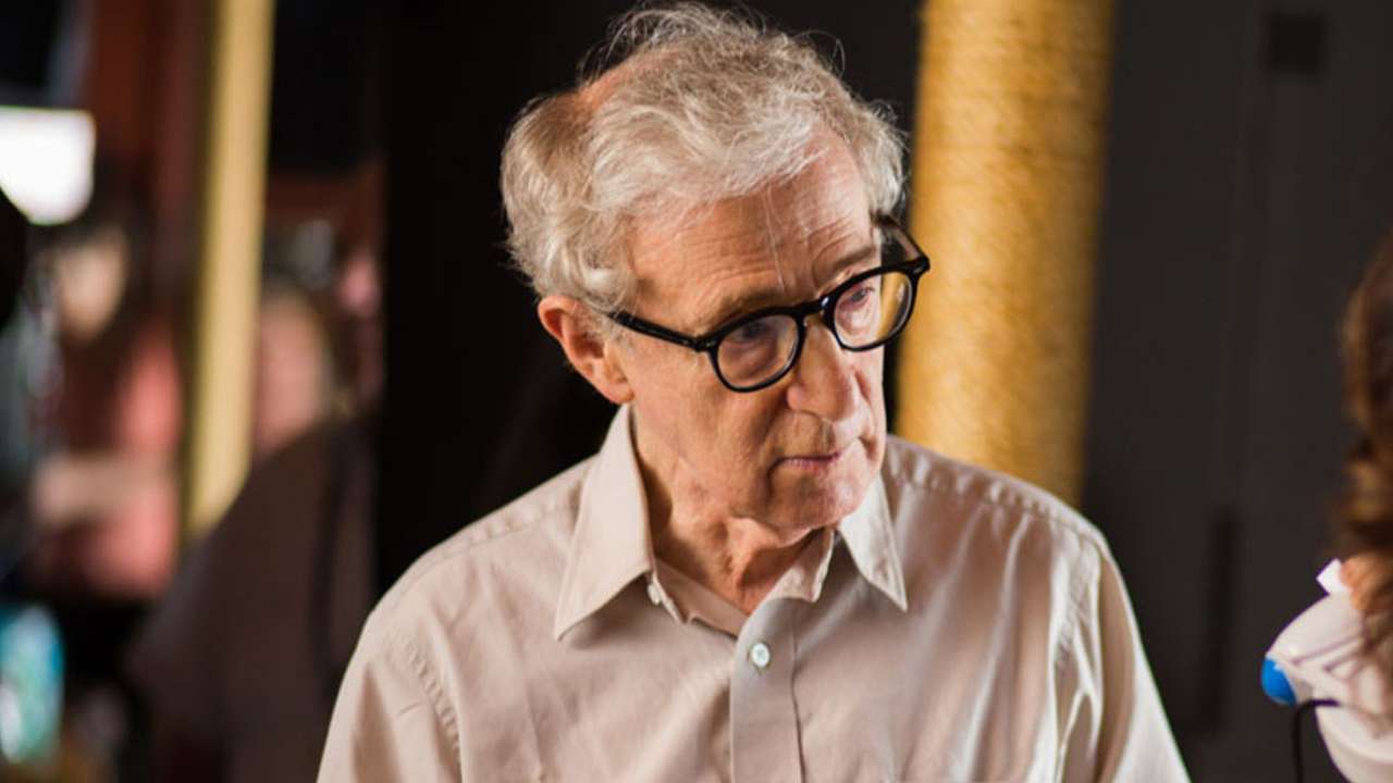 Woody Allen : Hachette annule la publication des mémoires du réalisateur