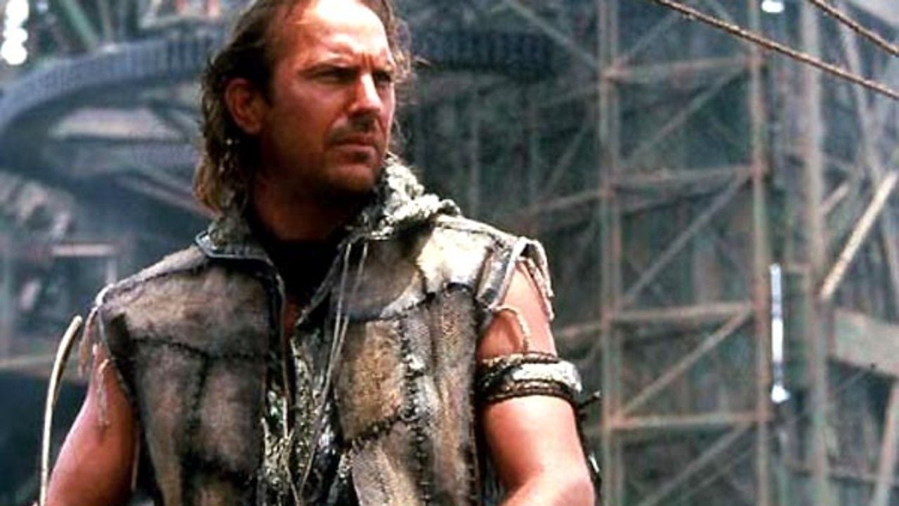 Waterworld sur TMC à 21h15 : budget explosé, guerre d'ego, acteurs blessés... récit d'un tournage cauchemardesque