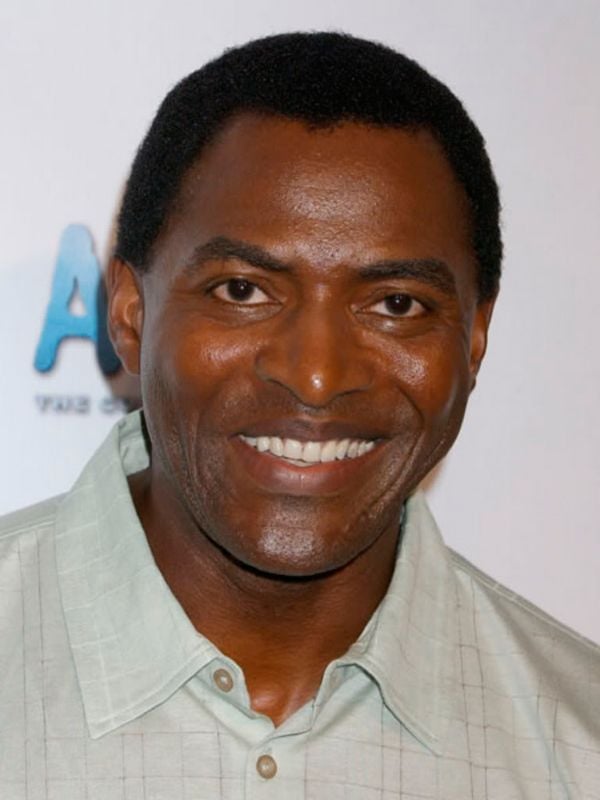 Carl Lumbly Net Worth