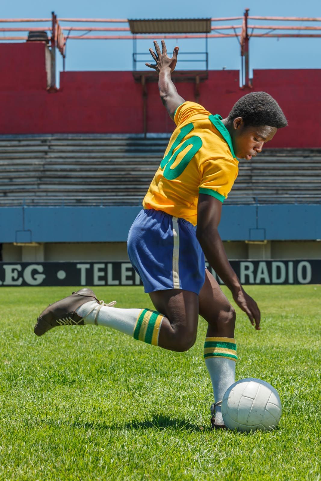 Pelé Naissance D Une Légende Streaming Photo du film Pelé - naissance d’une légende - Photo 25 sur 30 - AlloCiné