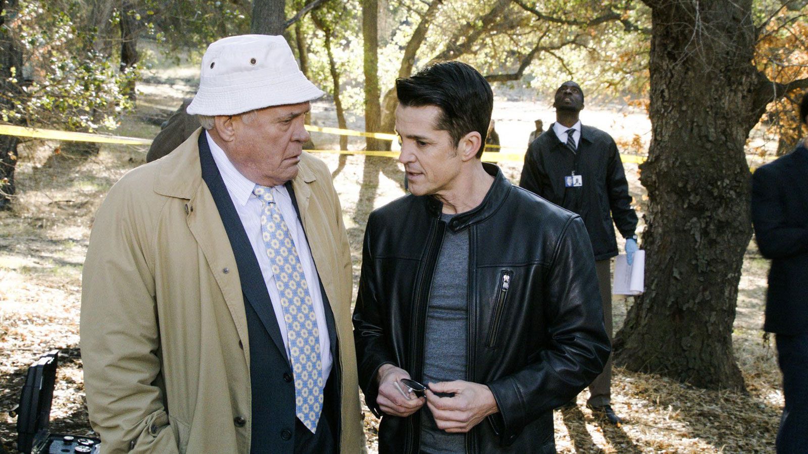 Films Et Séries Tv Avec G. W. Bailey Major Crimes : Photo G.W. Bailey, Jonathan Del Arco - 52 sur 236 - AlloCiné