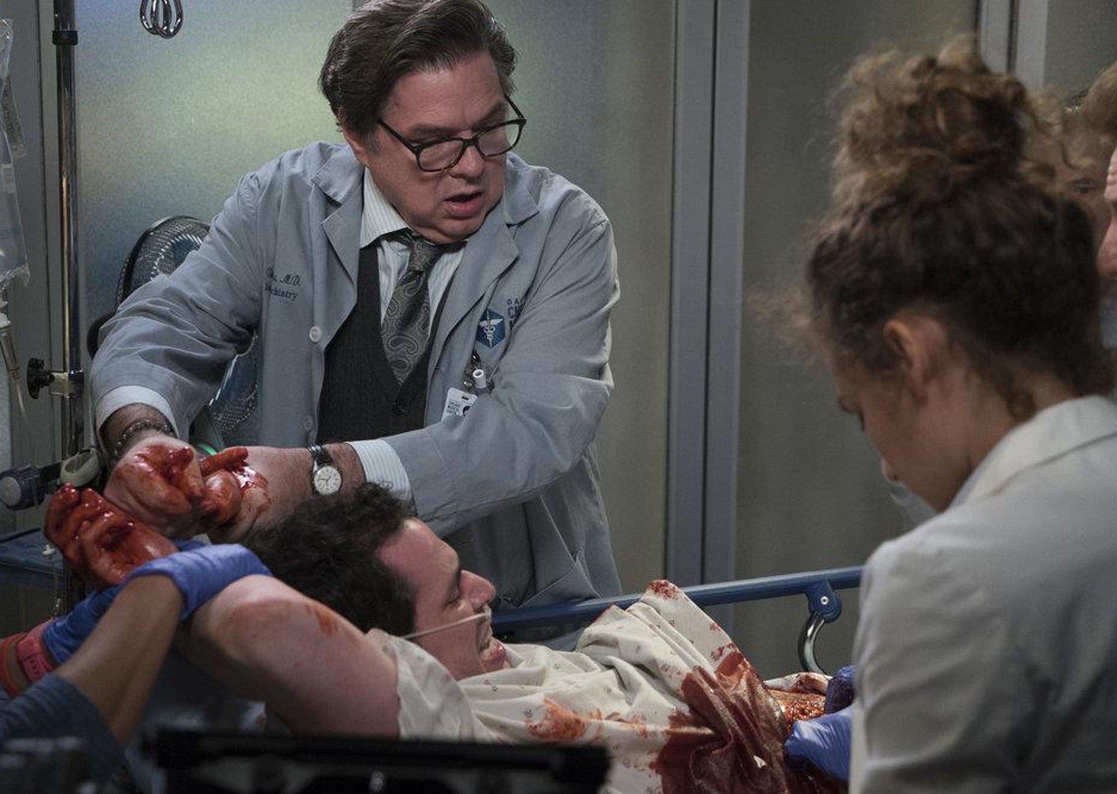 Films Et Séries Tv Avec Oliver Platt Chicago Med : Photo Oliver Platt - 290 sur 558 - AlloCiné