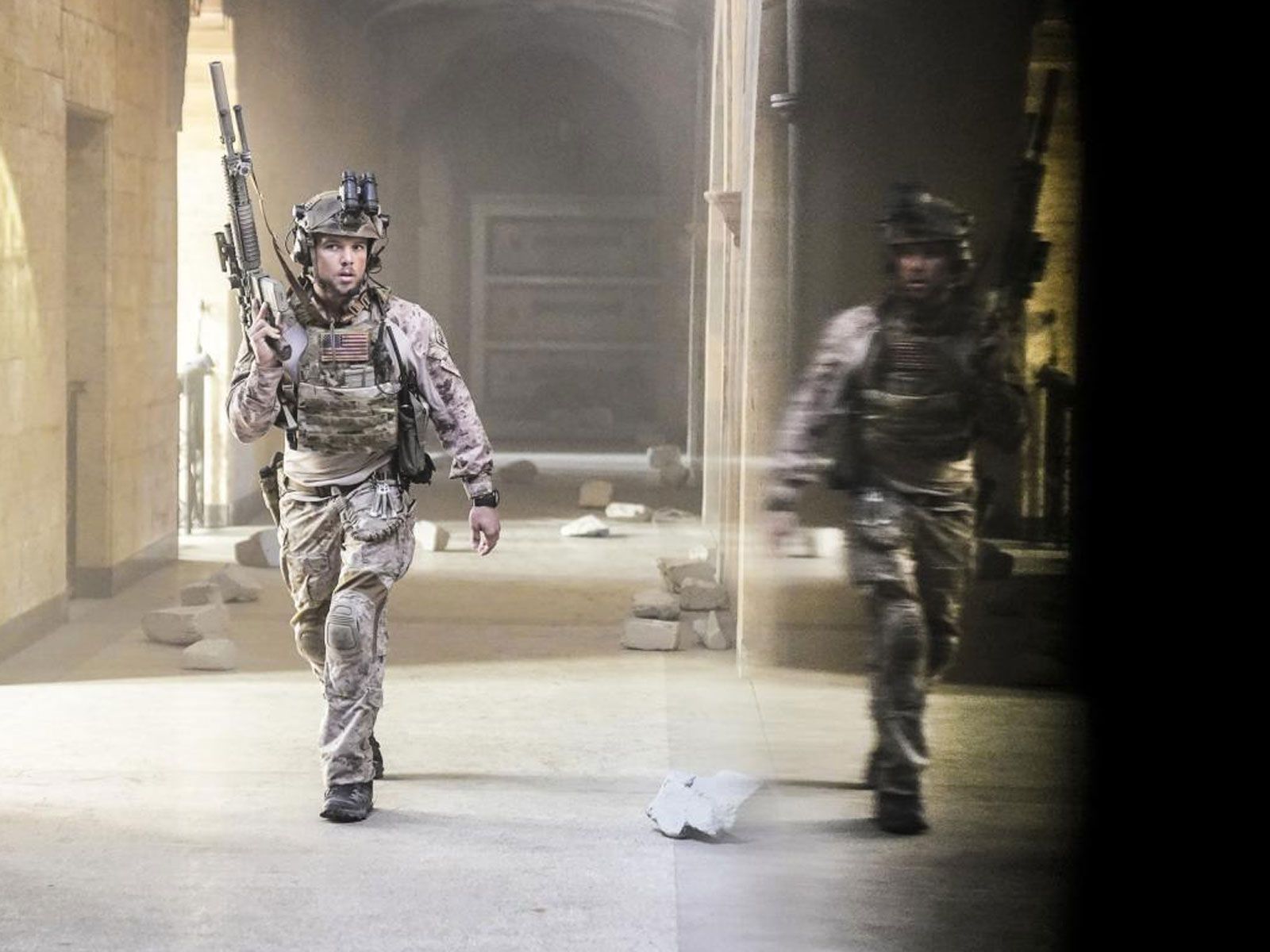 Seal Team Saison 5 Vostfr SEAL Team : Photo Max Thieriot - 132 sur 300 - AlloCiné