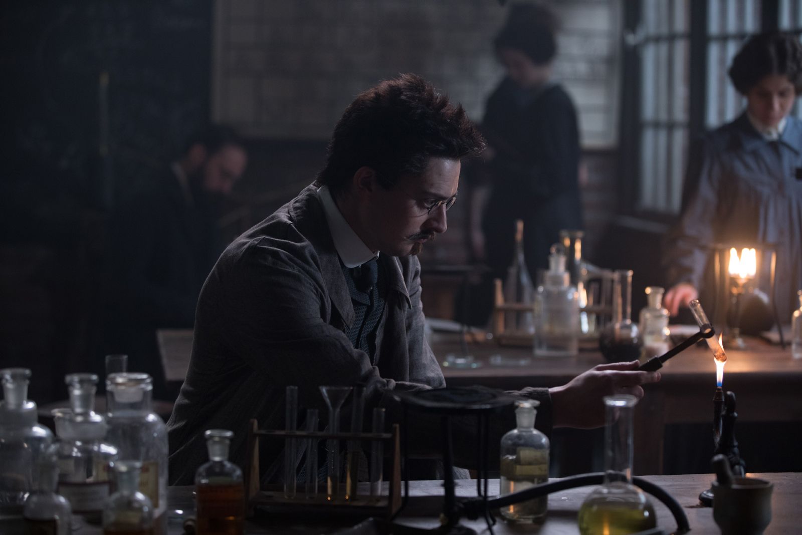 Photo du film Radioactive Photo 1 sur 14 AlloCiné