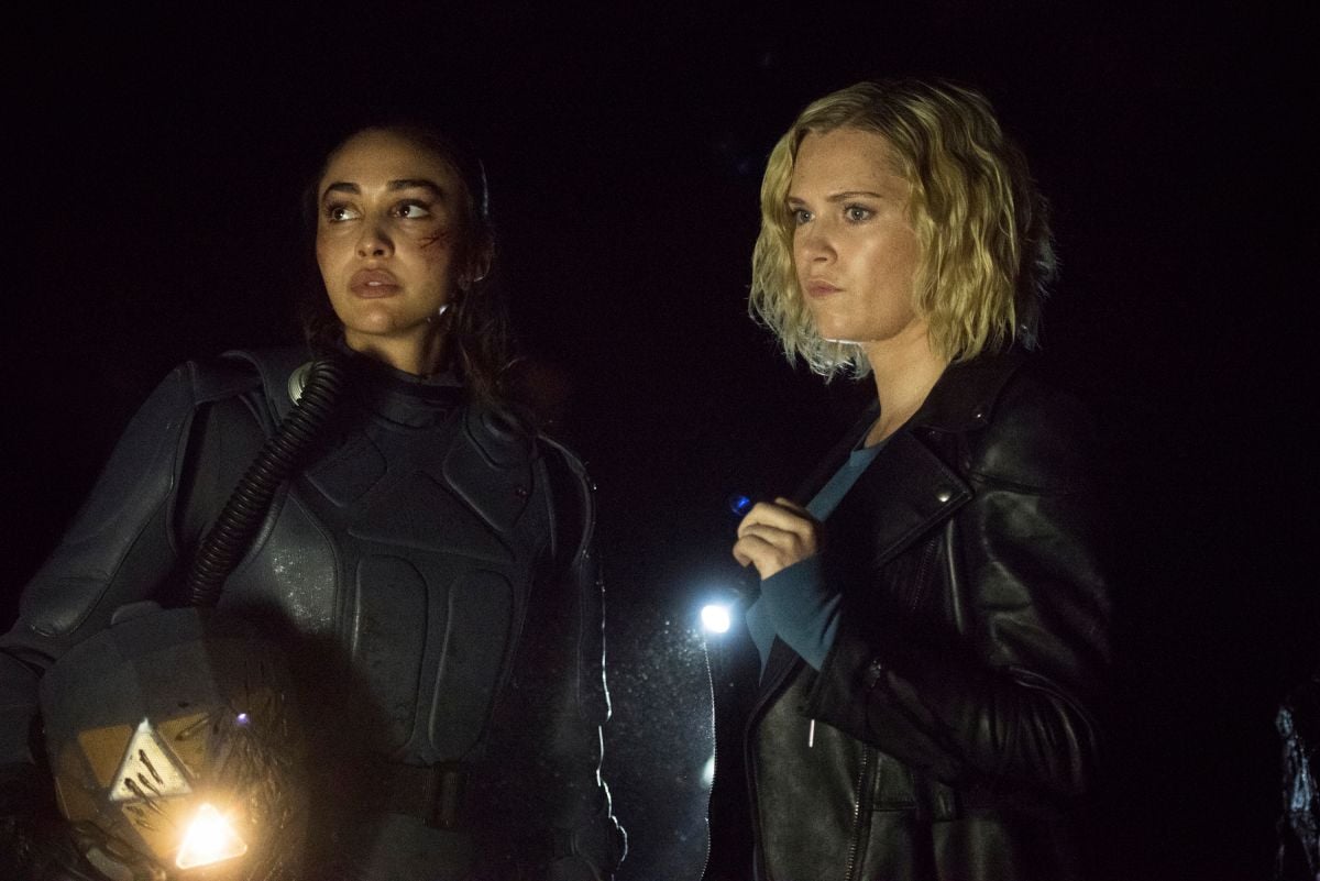 Lindsey Morgan Films Et Programmes Tv Les 100 : Photo Eliza Taylor, Lindsey Morgan - 51 sur 549 - AlloCiné