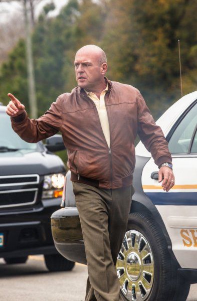 Under The Dome Under The Dome Photo Dean Norris Sur