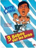 Photo : Trois bébés sur les bras