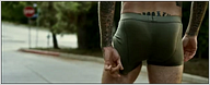 David Beckham se déshabille pour Guy Ritchie ! [VIDEO]