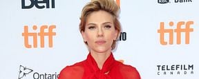 Scarlett Johansson ressemble à une business woman sur les premières images de la comédie Rock That Body Scarlett Johansson ressemble à une business woman sur les premières images de la comédie Rock That Body