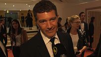 Cannes 2019 : Antonio Banderas, Bong Joon-ho, Ladj Ly, Mati Diop, les lauréats se sont exprimés à notre micro Cannes 2019 : Antonio Banderas, Bong Joon-ho, Ladj Ly, Mati Diop, les lauréats se sont exprimés à notre micro