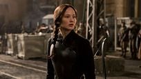 Hunger Games 4 sur C8 : David Hallyday se cache dans le film ! Vous l'avez repéré ? Hunger Games 4 sur C8 : David Hallyday se cache dans le film ! Vous l'avez repéré ?