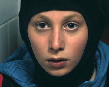 <strong>L'Enfant d'en Haut</strong> Extrait vidéo (2) VF