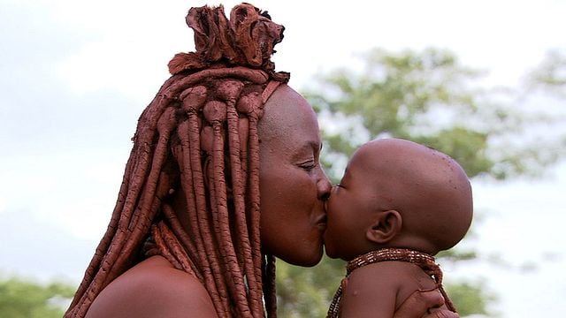 <strong>Bébés</strong> Bande-annonce VF