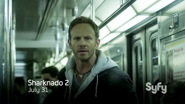 <strong>Sharknado 2: The Second One</strong> Vidéo clip VO