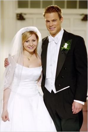 7 à la maison : photo Beverley Mitchell, George Stults