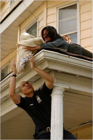 New York 911 : photo Coby Bell, Tia Texada