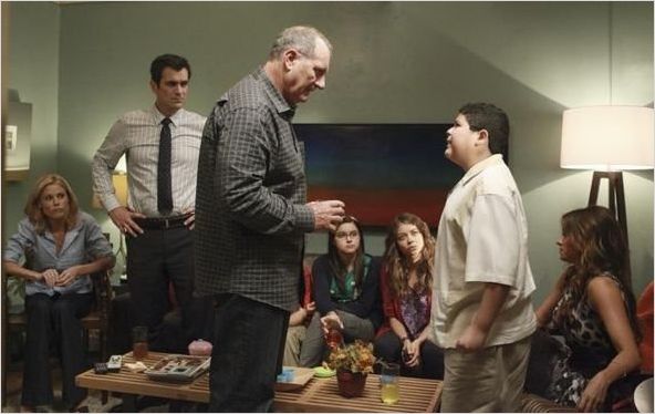 Photo Ariel Winter, Ed O'Neill, Julie Bowen, Rico Rodriguez, Sarah Hyland