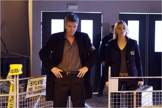 R.I.S. Police Scientifique : photo Anne-Charlotte Pontabry, Philippe Caroit