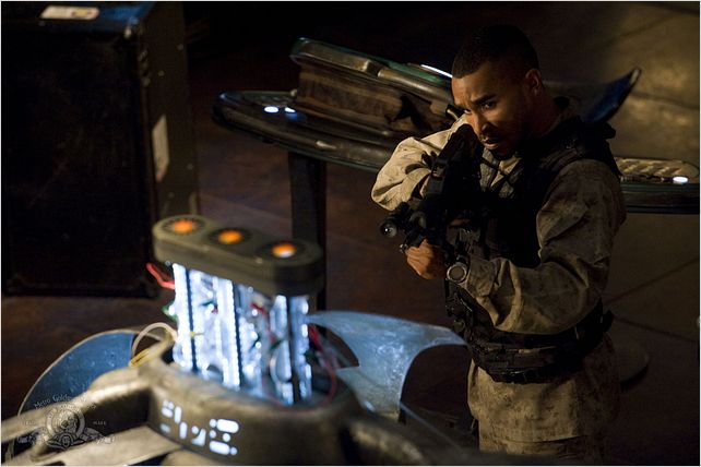 Stargate Universe : photo Jamil Walker Smith
