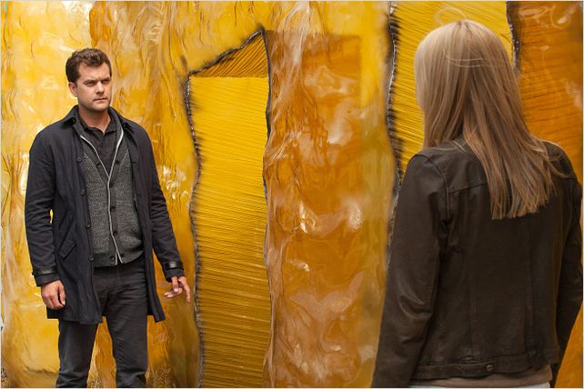 Fringe : photo Georgina Haig, Joshua Jackson