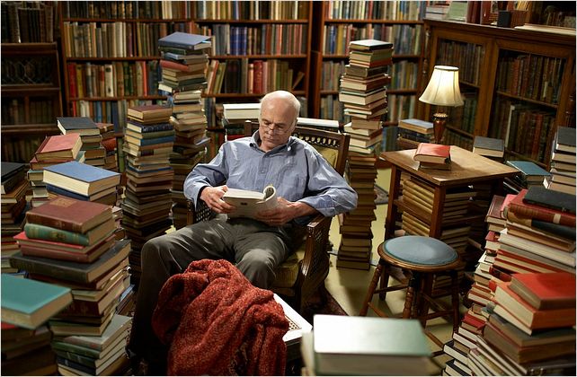 Warehouse 13 : photo Michael Hogan