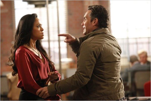 Harry's Law : photo Jay Harrington, Karen Olivo