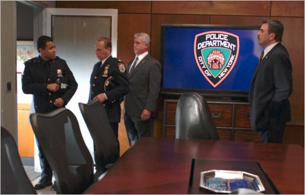 Blue Bloods : photo Corbin Bleu, Gregory Jbara, Jeff Wincott, Tom Selleck