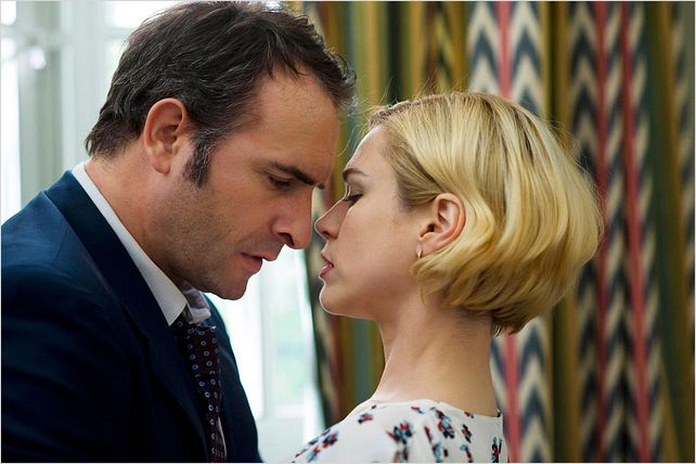 Un balcon sur la mer : photo Jean Dujardin, Marie-Josée Croze, Nicole Garcia